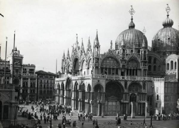 Venezia - Basilica di S, Marco e Torre dell'Orologio