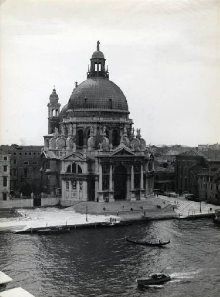 Venezia - Isola della Giudecca - Basilica di Santa Maria della Salute