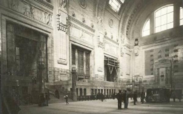 Milano - Stazione Centrale - Interno