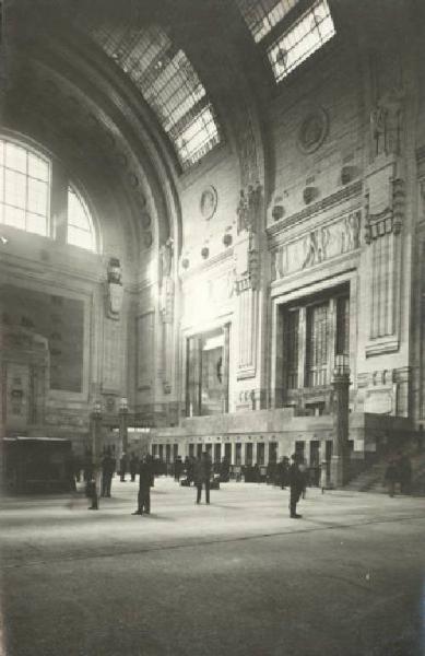 Milano - Stazione Centrale - Interno