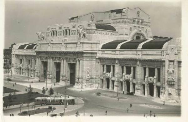 Milano - Piazza Duca d'Aosta - Stazione Centrale - Facciata