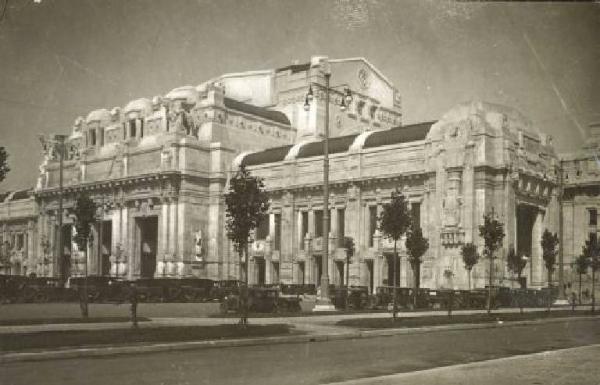 Milano - Stazione Centrale - Facciata