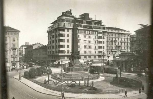 Milano - Piazza Cinque Giornate