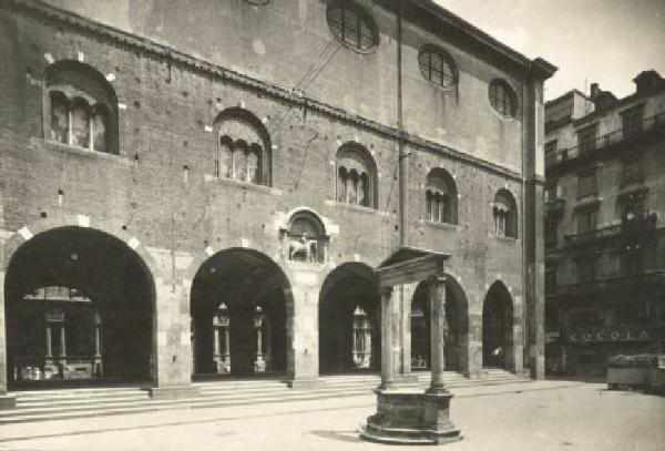 Milano - Piazza dei Mercanti