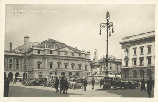 Milano - Piazza della Scala