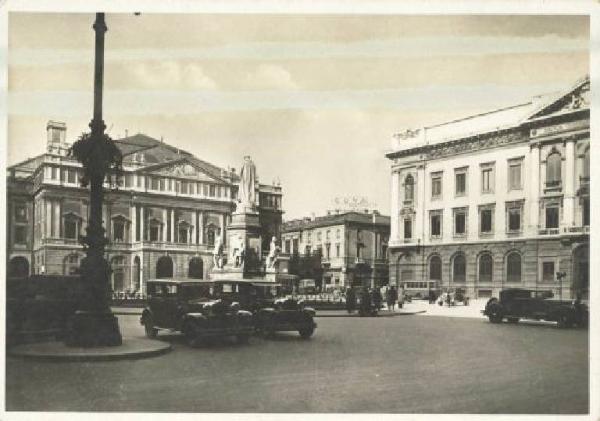 Milano - Piazza della Scala