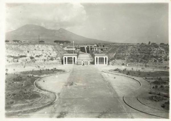 Sito archeologico - Pompei - Piazza dell'esedra e Anfiteatro