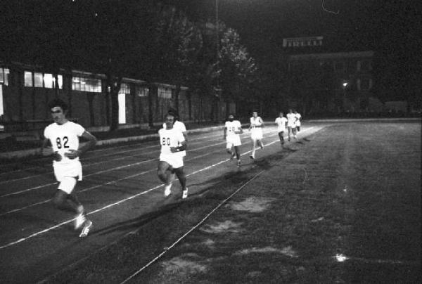 Pirelli. Milano - Pirelli - Polisportiva - Gare di atletica - Corsa