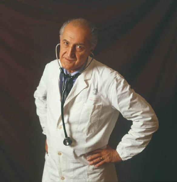 Ritratto maschile - adulto - Professore Rovelli - medico presso l'ospedale Niguarda