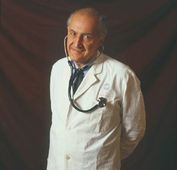 Ritratto maschile - adulto - Professore Rovelli - medico presso l'ospedale Niguarda
