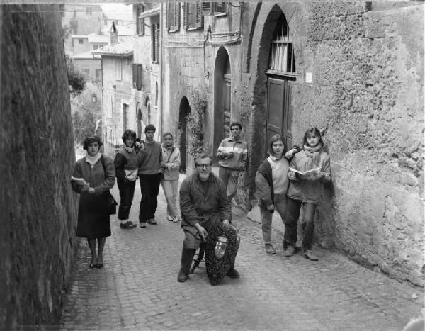 Orvieto. Ritratto di gruppo - Artigiano