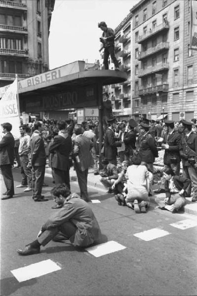 Milano - manifestazione