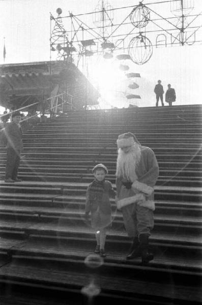 Ritratto maschile - Piero d'Alfonso vestito da Babbo Natale al Luna Park delle Varesine