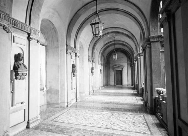 Milano - Palazzo Marino - cortile