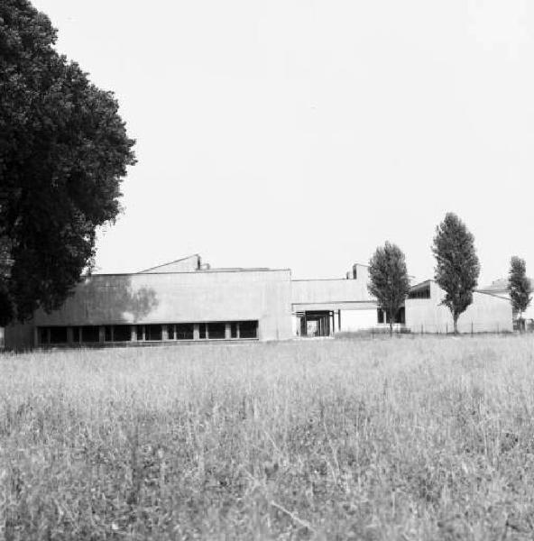 Struttura scolastica immersa nel verde