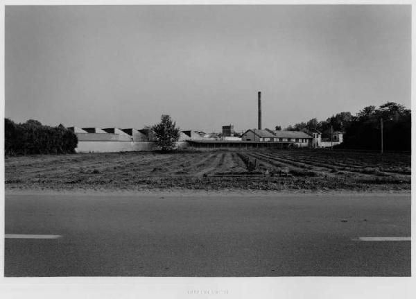 San Vittore Olona - ex tessitura Visconti di Modrone - strada - campi