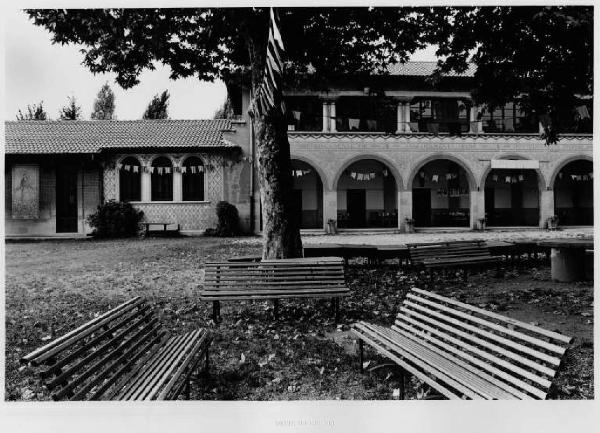 Rescaldina - oratorio - cortile interno