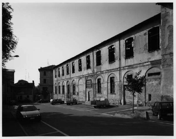 Melegnano - ex monastero Suore Orsoline - parcheggio