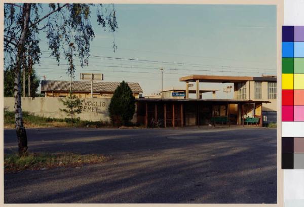 San Zenone al Lambro - stazione ferroviaria - strada