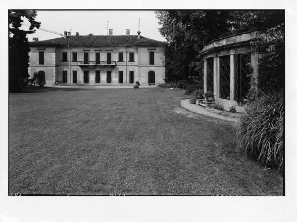 Inzago - villa del Maino - parco