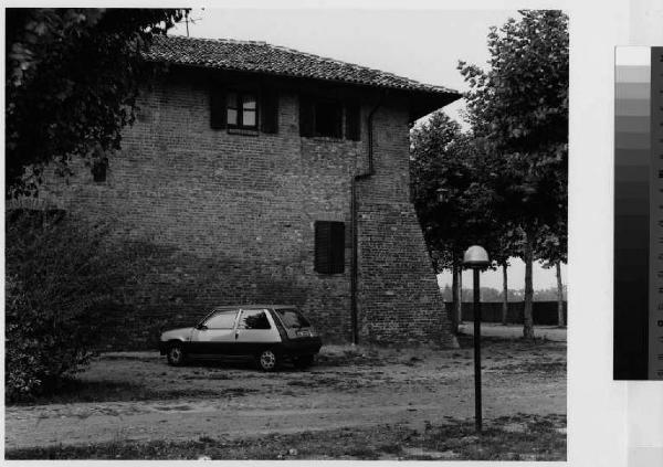 Peschiera Borromeo - cascina Longhignana - esterno