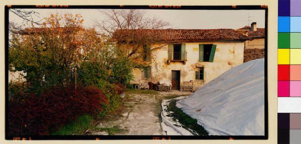 Mediglia - cascina villa Zurli