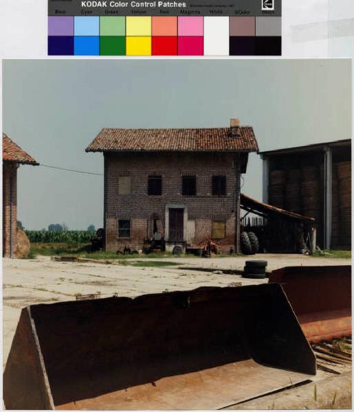 Locate di Triulzi - cascina Castello - corte interna