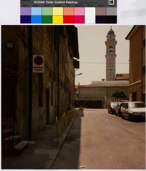 Locate di Triulzi - palazzo Salazar - campanile di San Vittore - centro storico