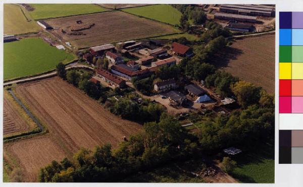 Buccinasco - veduta aerea - campi - cascina Parazzolo inferiore