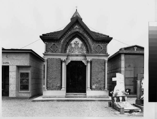 Pessano con Bornago - cimitero - cappella Bossi