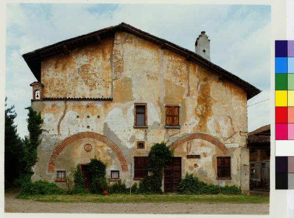 Rosate - cascina Sant'Ambrogio - cortile interno