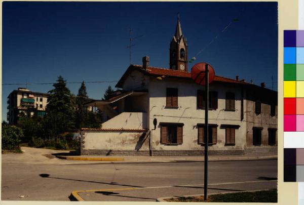 Limbiate - via Manin - centro storico - edificio a corte - casa - campanile