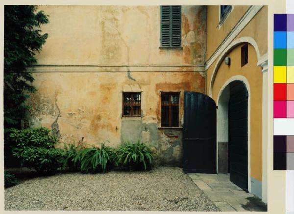 Marcallo con Casone - villa Jacini - cortile interno