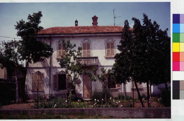 Cuggiono - via Languria - casa