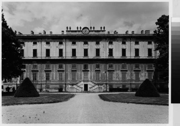Monza - villa Reale - facciata - parco