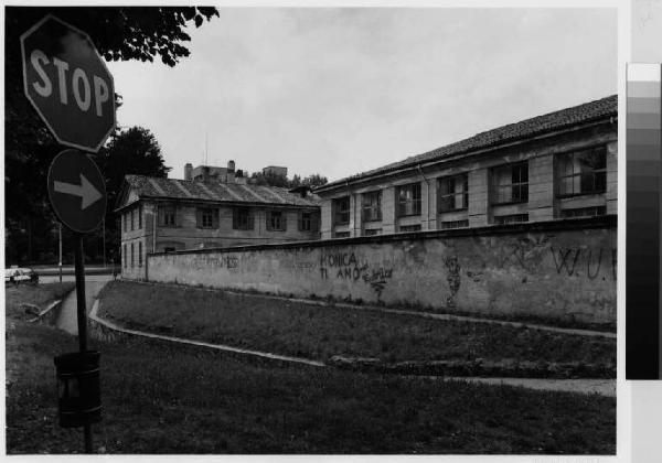 Monza - villa Reale - muro di cinta