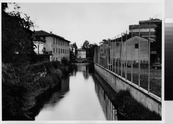 Monza - fiume Lambro - oratorio Carrobbiolo - vegetazione