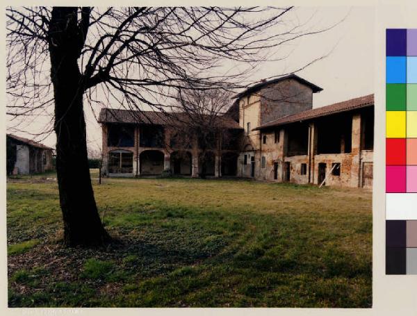 Bernareggio - cascina Morosina - parco