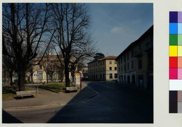 Carate Brianza - centro storico - piazza Cesare Battisti