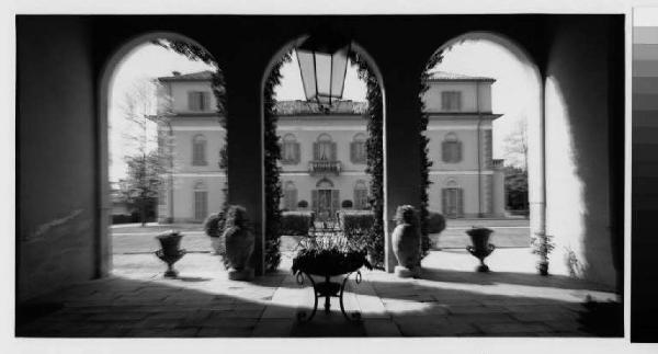 Besana in Brianza - Valle Guidino - Villa Guidino - Portico