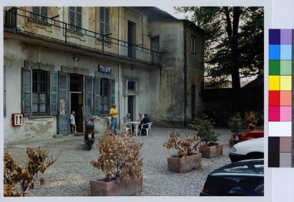 Mezzago - palazzo Maggi - cortile interno