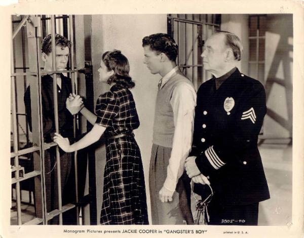 Scena del film "Il figlio del gangster" - regia di William Nigh - 1938 - attori Lucy Gilman e Jackie Cooper