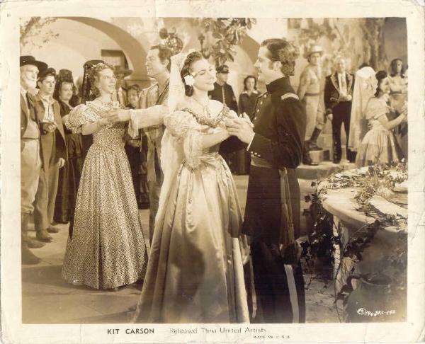 Scena del film "La grande cavalcata" - regia George B.Seitz - 1940 - attori Dana Andrews e Lynn Bari