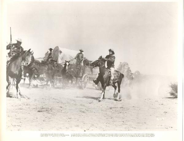 Scena del film "Hondo" - regia John Farrow - 1953