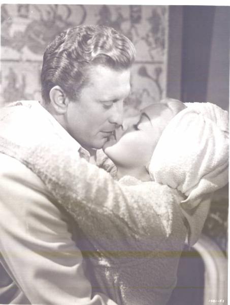 Scena del film "Il bruto e la bella" - regia Vincente Minnelli - 1952 - attori Lana Turner e Kirk Douglas