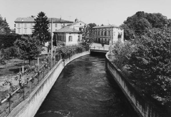 Fiume Mincio - opera di presa di Marengo - Fossa di Pozzolo a Goito