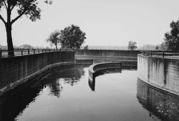 Fiume Mincio - opera di presa di Marengo - canale derivatore Fossa di Pozzolo