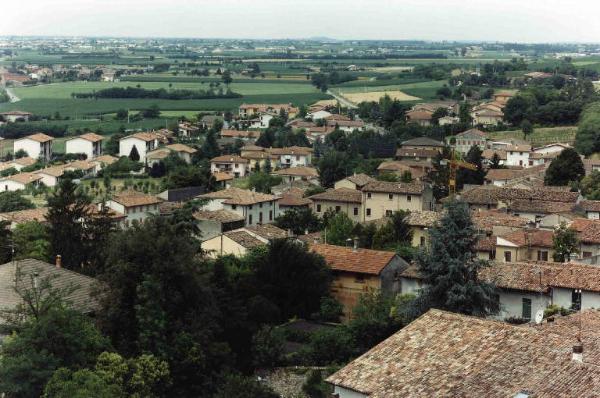 Volta Mantovana - panorama del paese