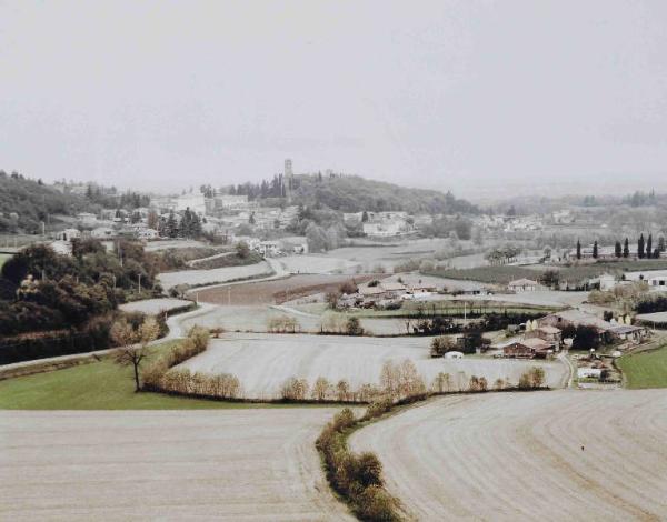 Colli morenici - panorama - campi seminati