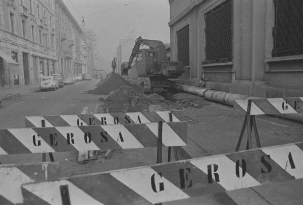 MIlano - Via Previati - Lavori di manutenzione stradale